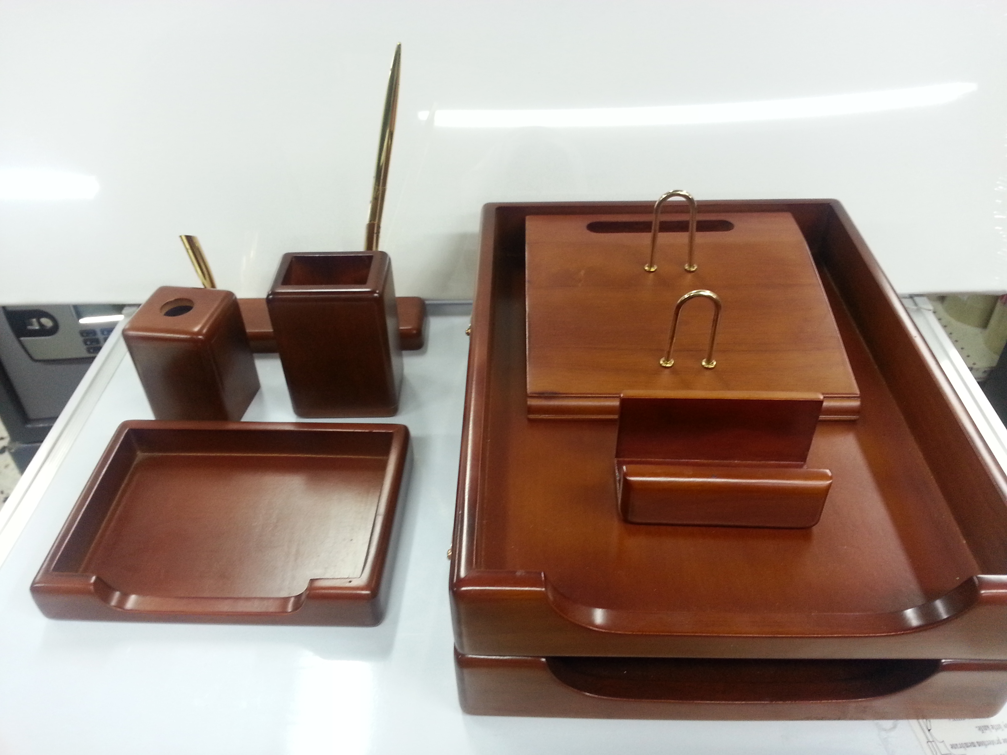 طقم مكتب(Desk organizer)